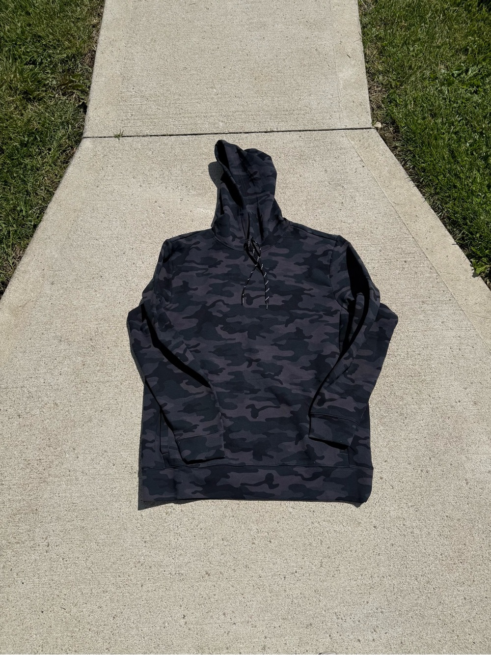 NWT Gap Athletic Camo Hoodie